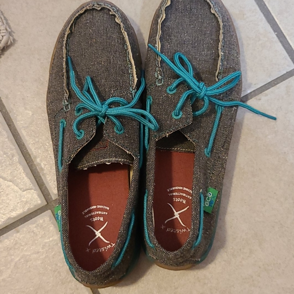 Women’s Boat Shoe Driving Moc